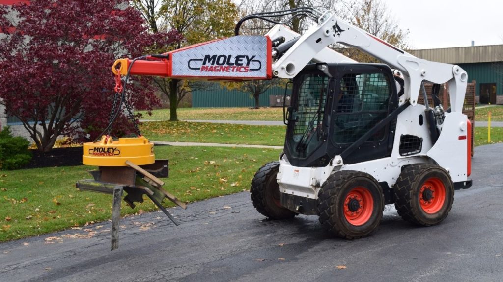 Skid Steer Operations and Materials Handling Safety Tips